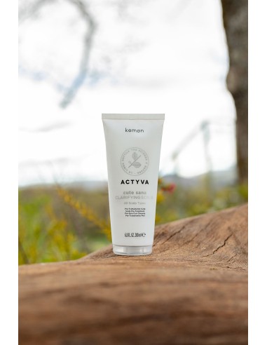CUTE SANA CLARIFYING SCRUB ACTYVA 200 ml & HEAD SPA